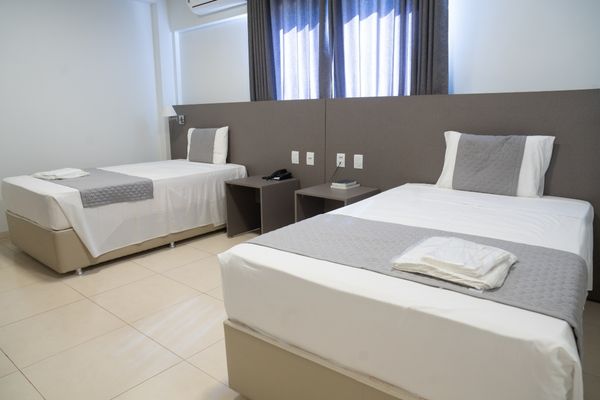 Hotel-Hospedare-quarto-210-luxo-duplo (1)